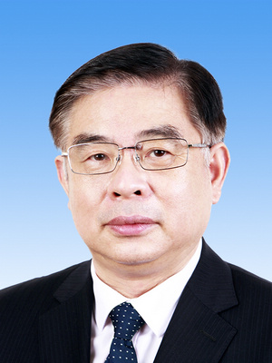 陸俊華，男，漢族，1962年1月生，研究生學(xué)歷，中共黨員，現(xiàn)任中央紀(jì)委國(guó)家監(jiān)委駐人民日?qǐng)?bào)社紀(jì)檢監(jiān)察組組長(zhǎng)、人民日?qǐng)?bào)社編委委員。